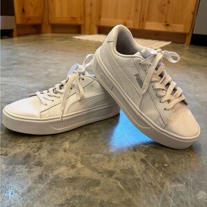 Puma Men’s White Low-Top Casual Sneakers